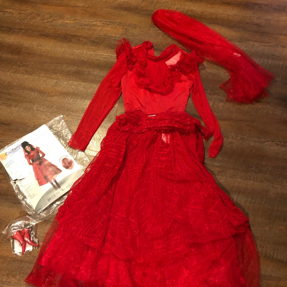 Lydia Deetz Costume